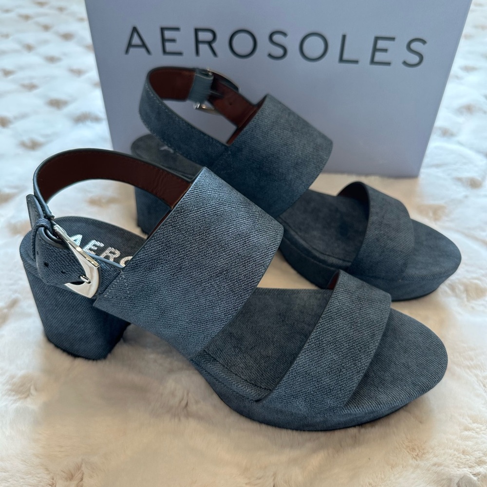 NWT AEROSOLES Camilla Blue Jean Platform Heels Size 8.5